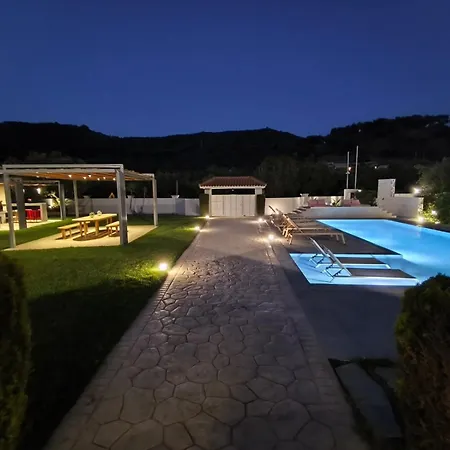 Villa Gala's Elegant Tragaki