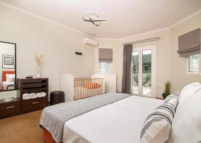 Gala's Elegant Willa *