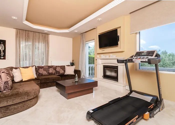 Gala's Elegant Willa *