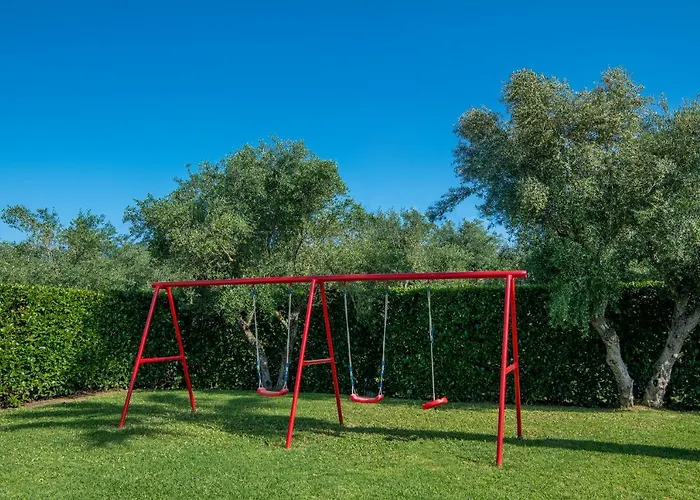 Willa Gala's Elegant