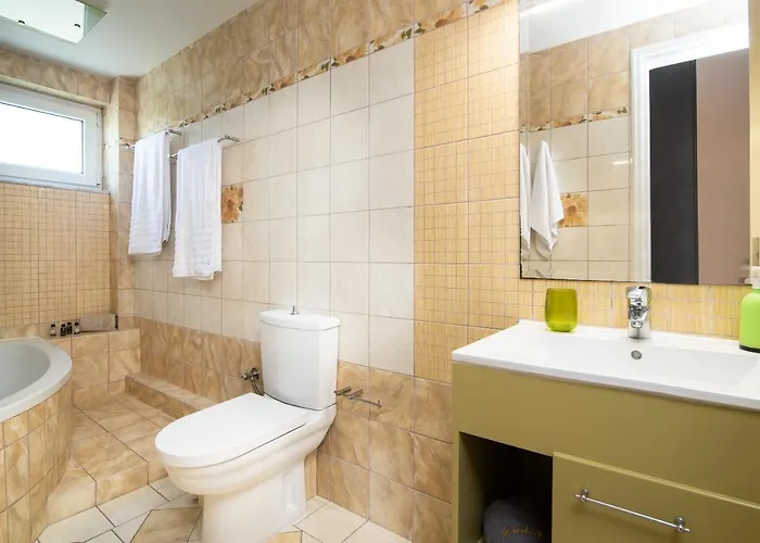 Willa Gala's Elegant