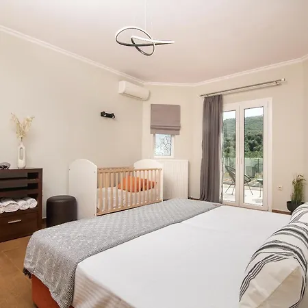 Gala's Elegant Villa *